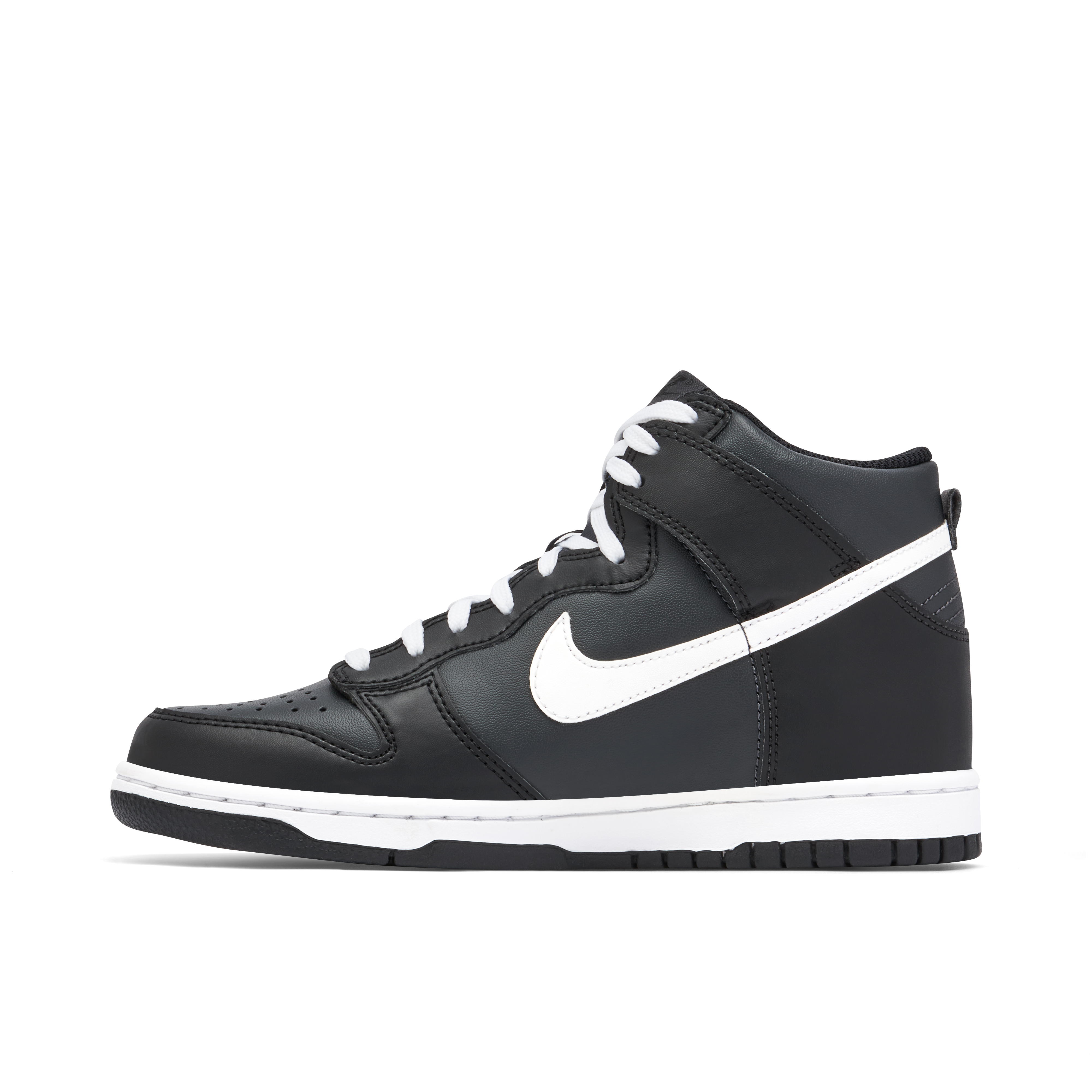 Black and white discount nike sb dunks high