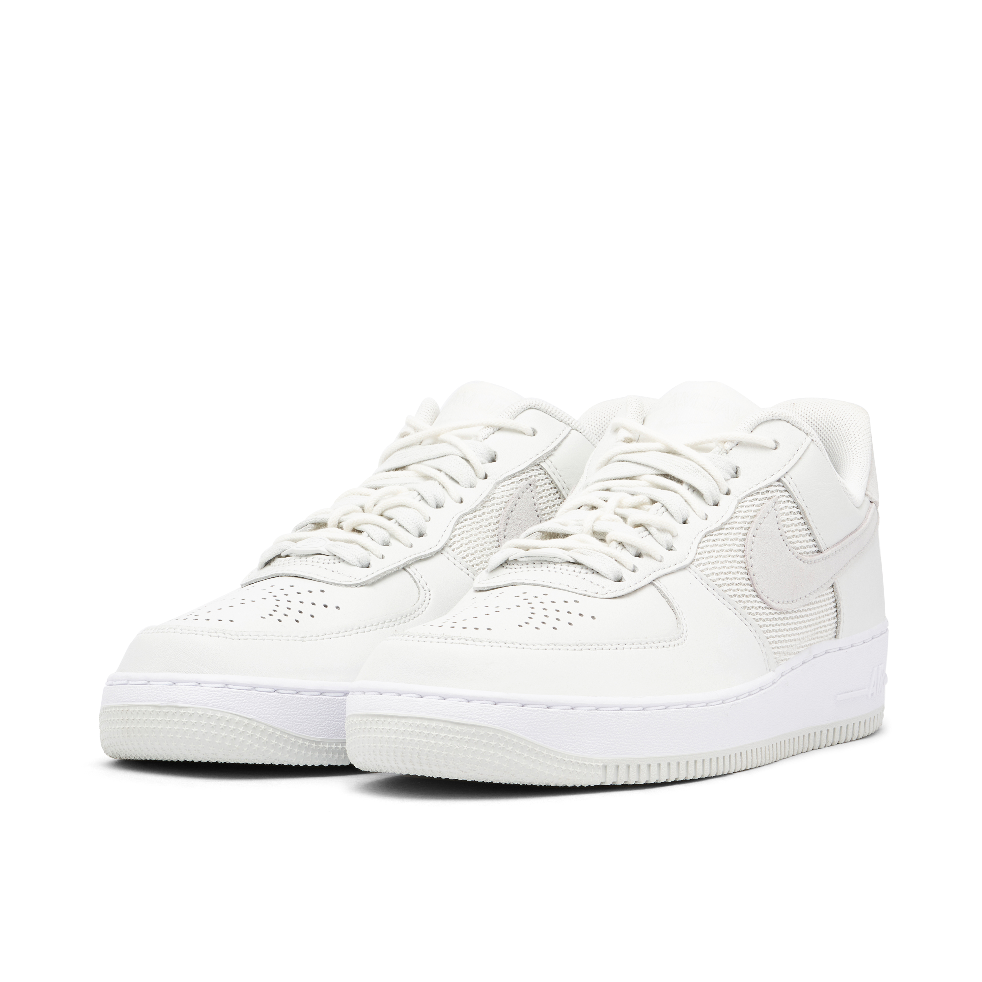 Nike Air Force 1 Low SP x Slam Jam White | DX5590-100 | Laced
