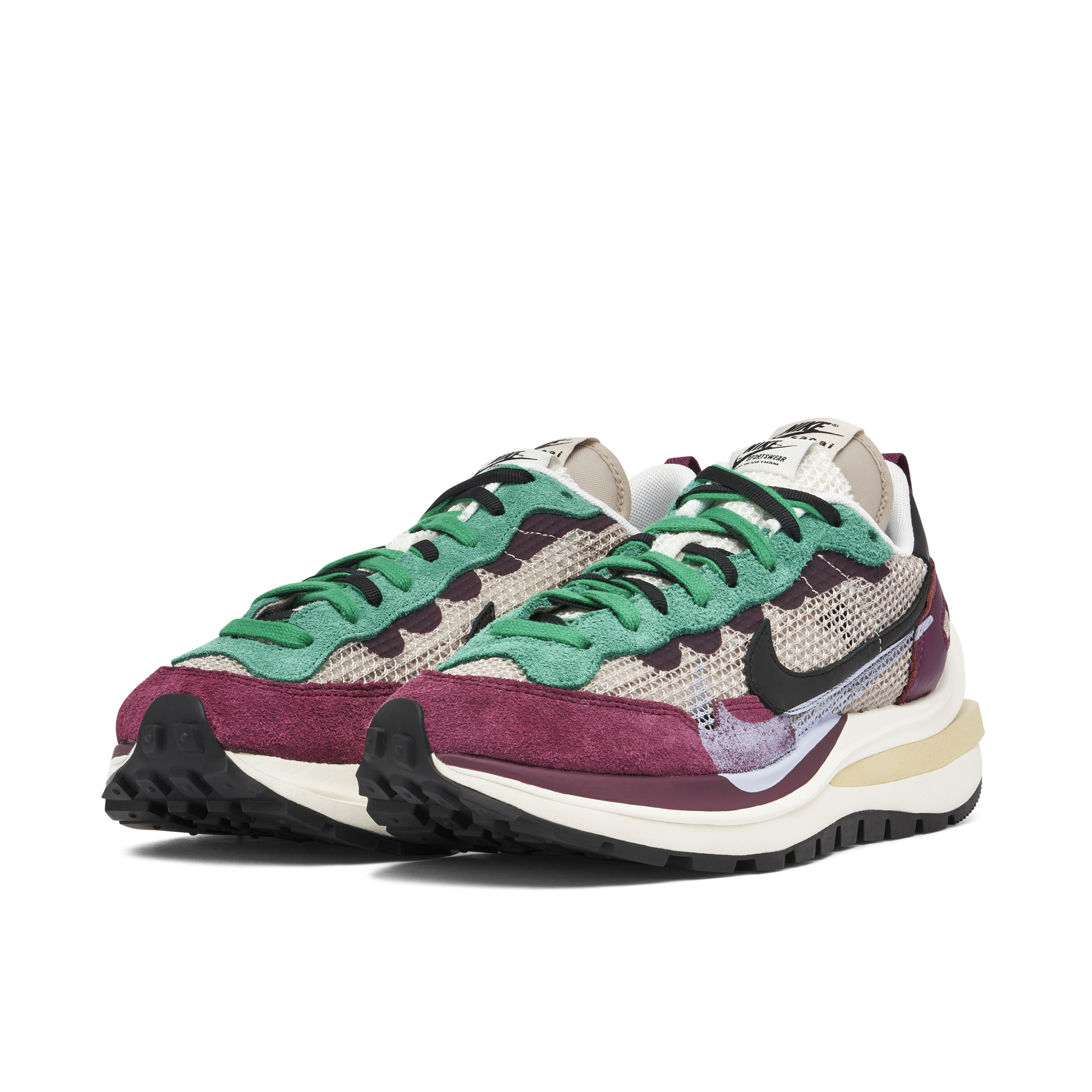 Sacai x Nike Vaporwaffle Red Green | DD3035-200 | Laced