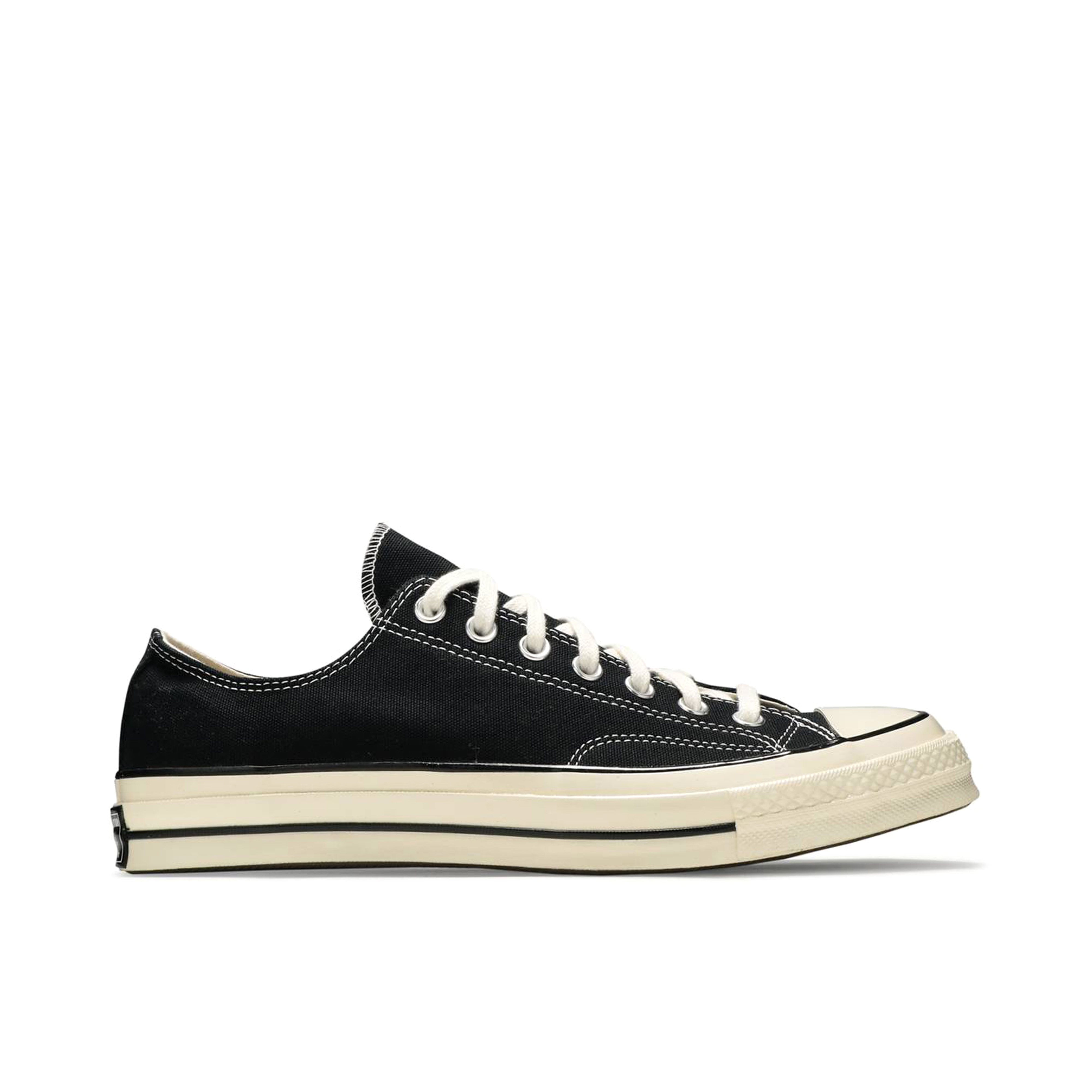 Converse hot sale low trainers