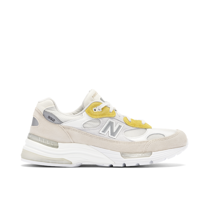 New balance outlet 1300 paris