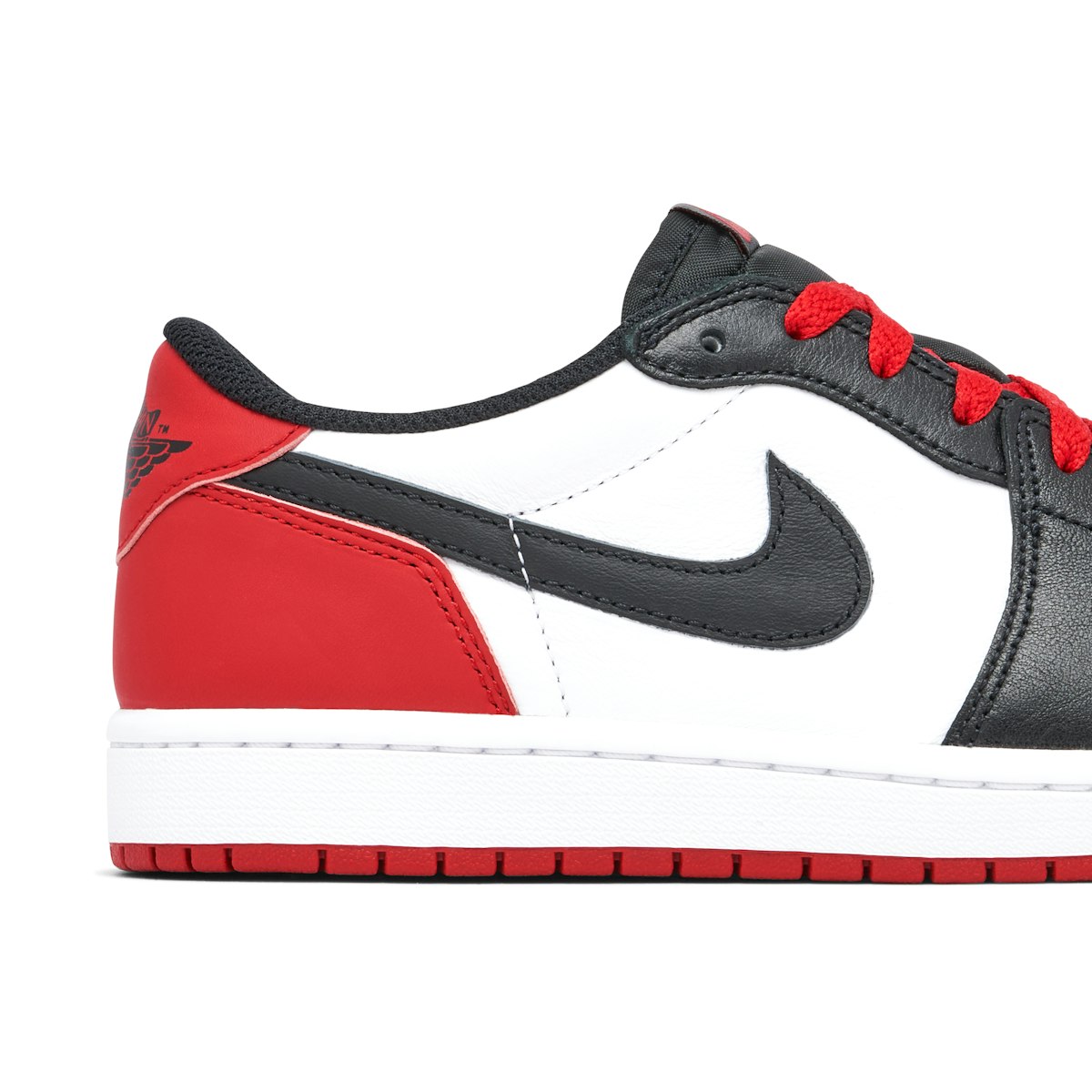 jordan retro 1 low black and red