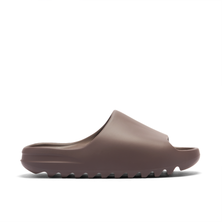 Yeezy online slide soot