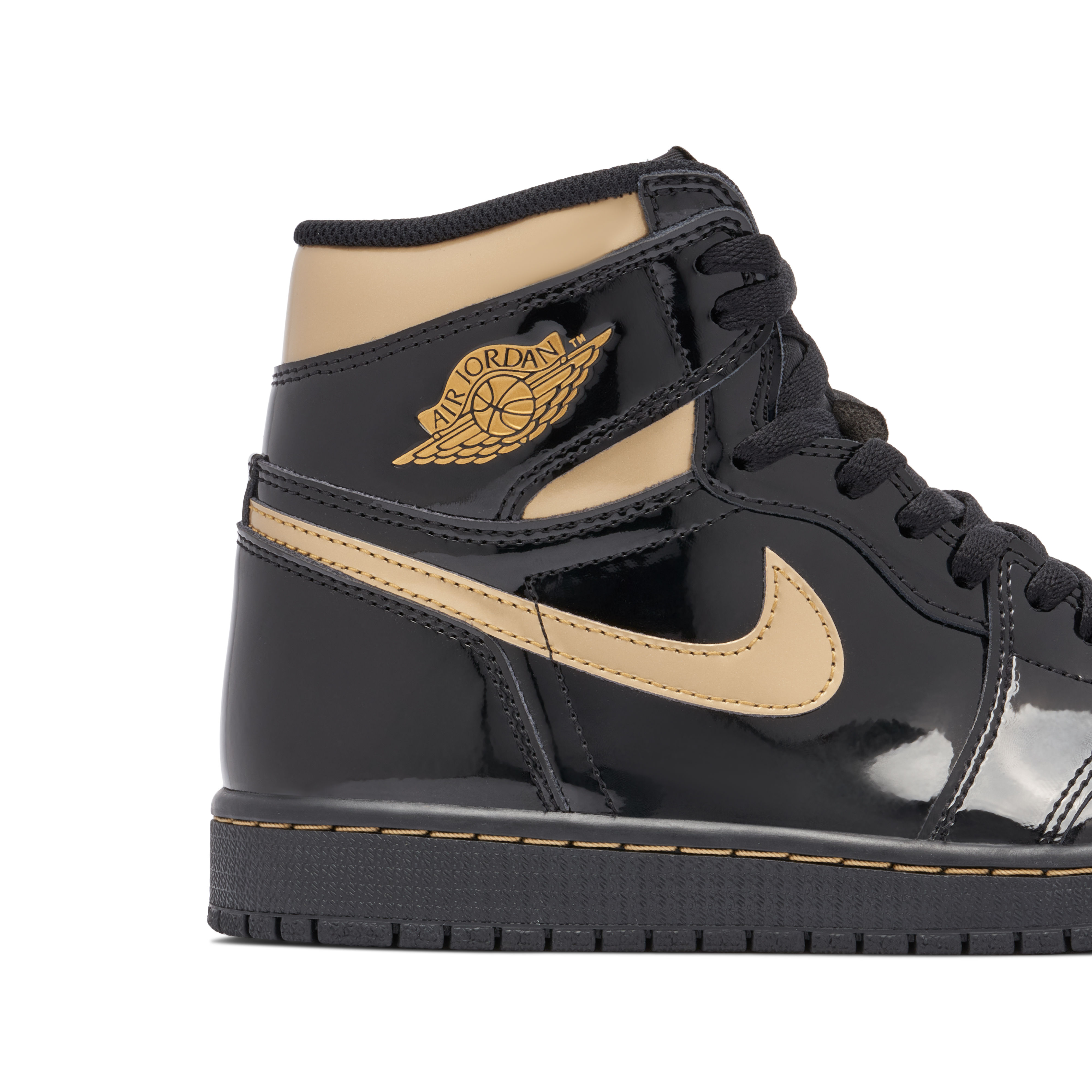 Nike air jordan hot sale 1 black and gold