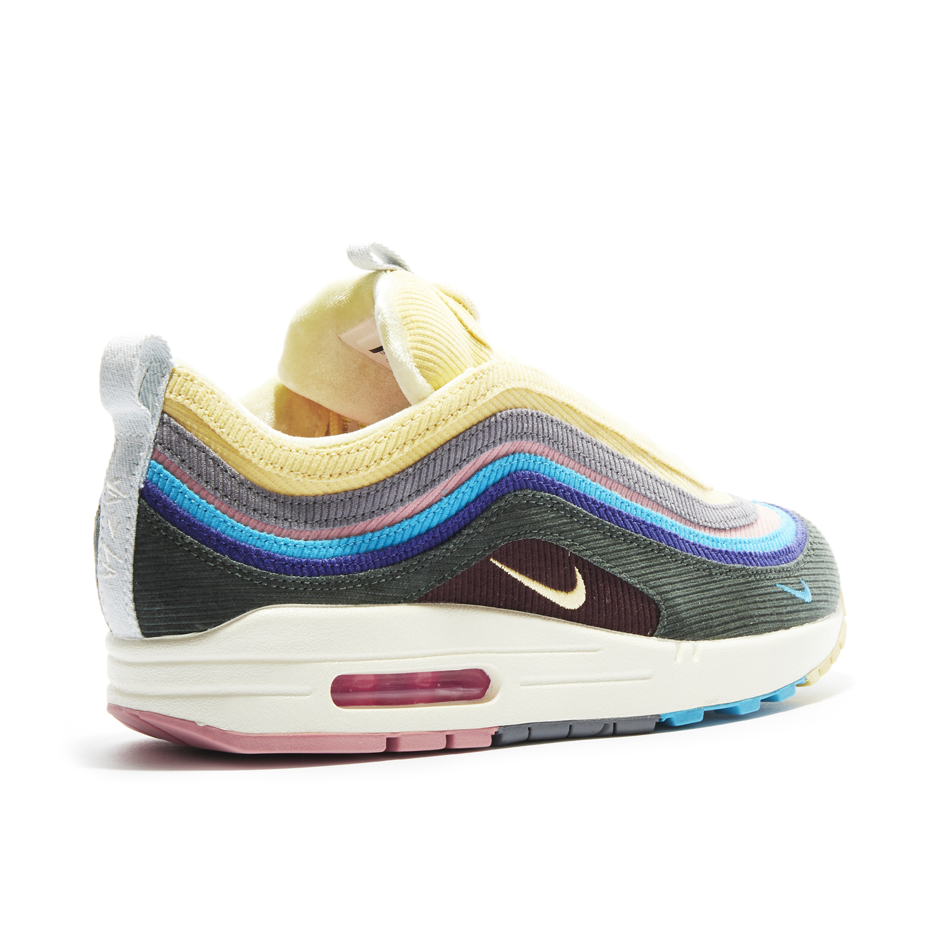 Air 1/97 x Sean Wotherspoon. Shop Laced Laced