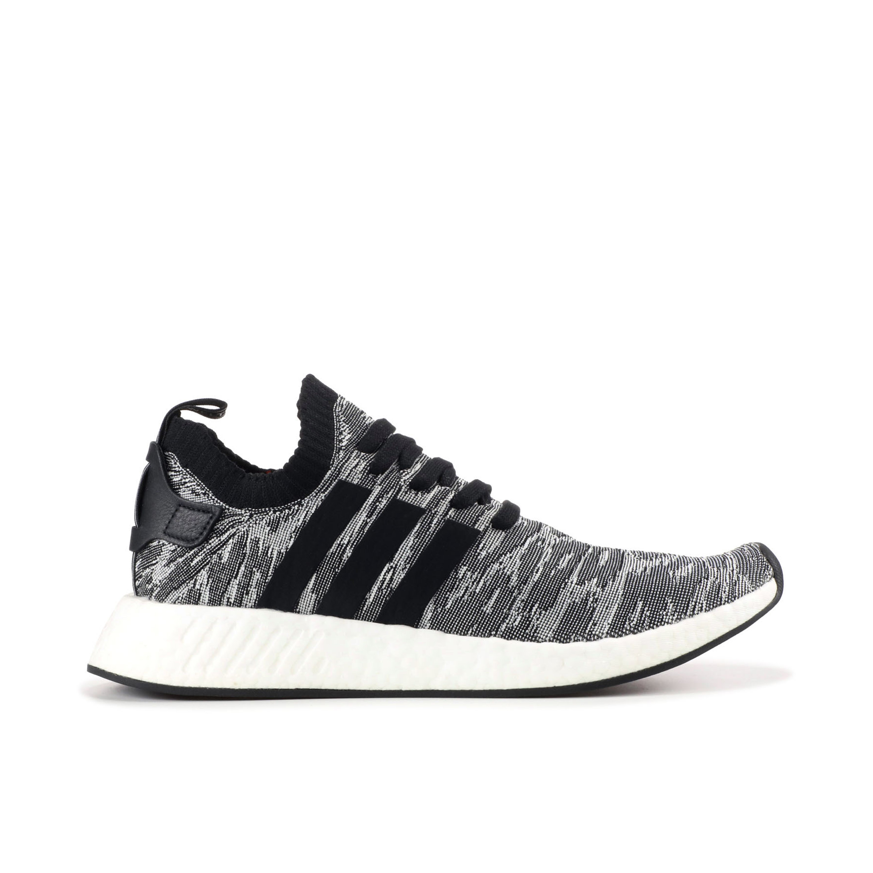 Nmd r2 clearance white black primeknit