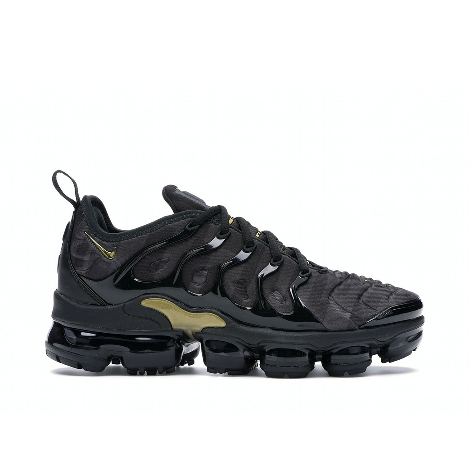 Nike air vapormax deals plus black and gold