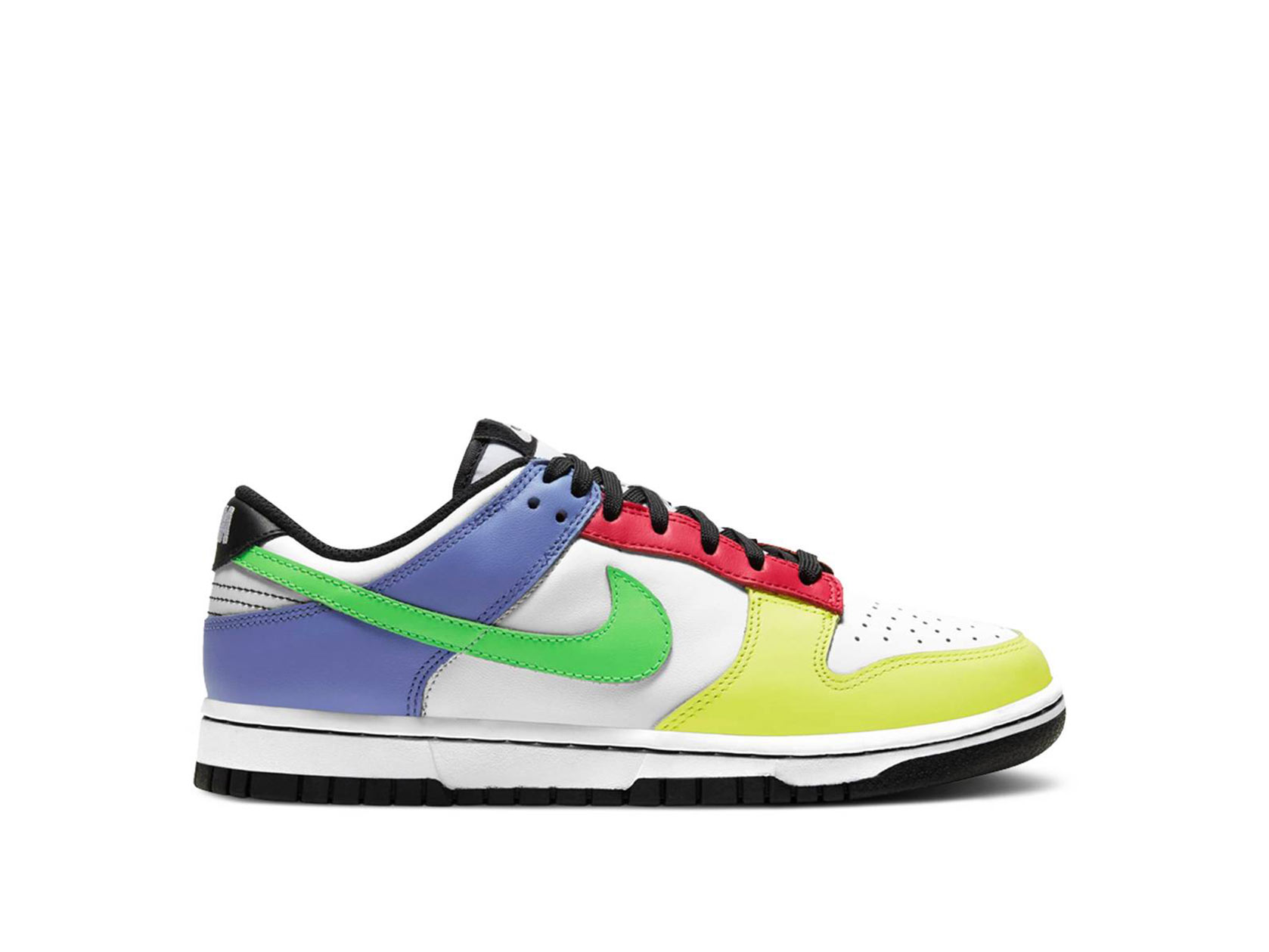 nike dunk low wmns green strike