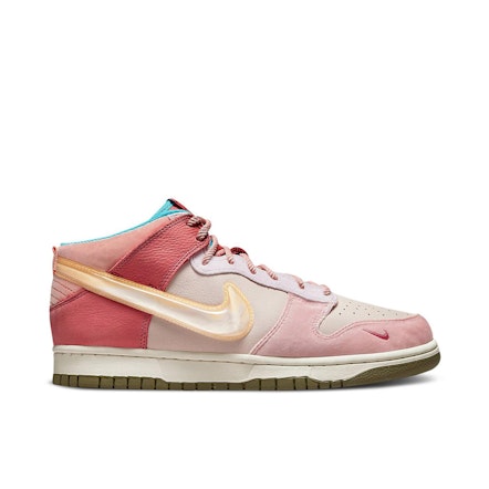 Nike x Grateful Dead SB Dunk Sneaker: Release Info & New Colorways –  Footwear News