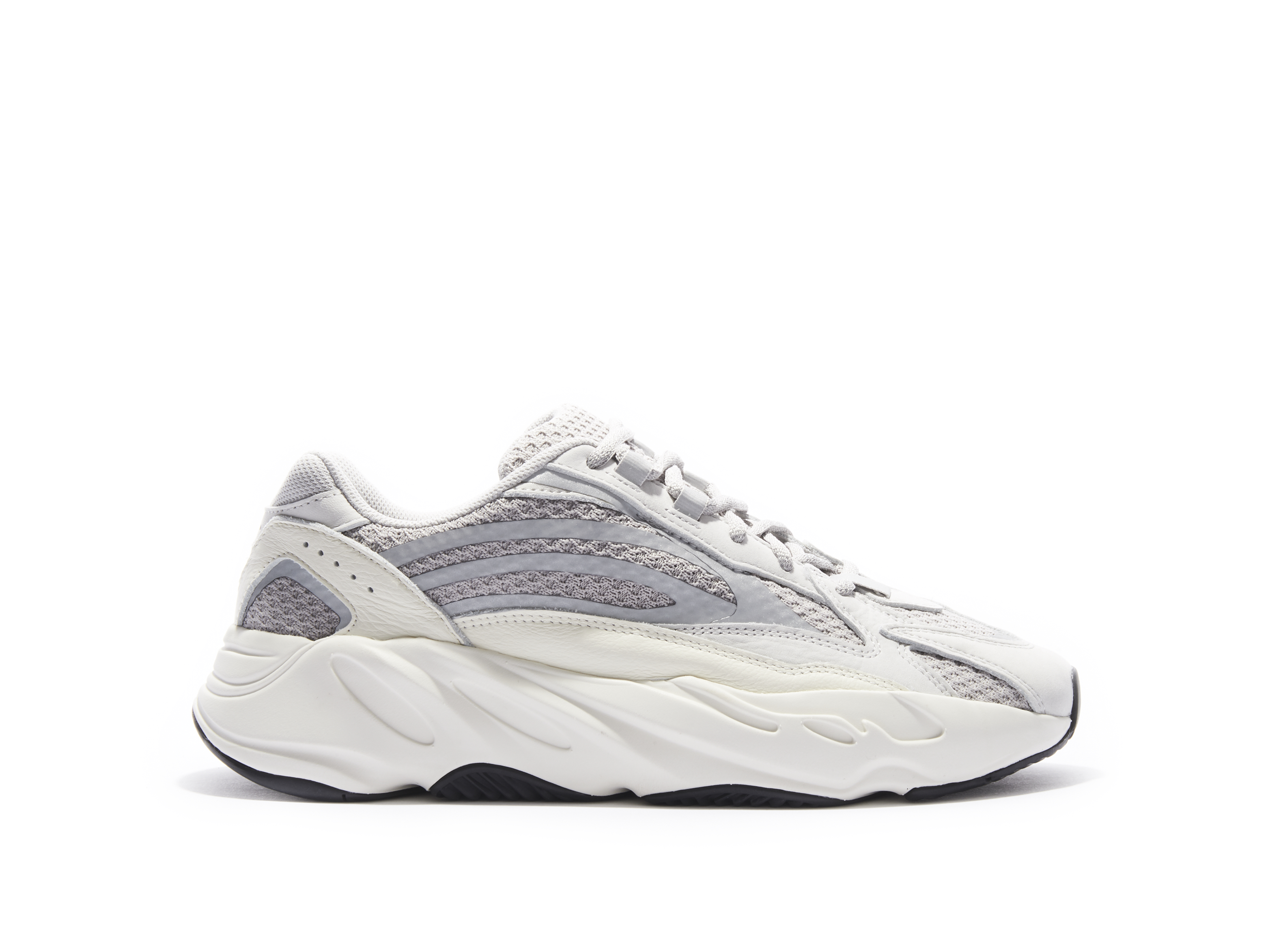 yeezy 700 static uk
