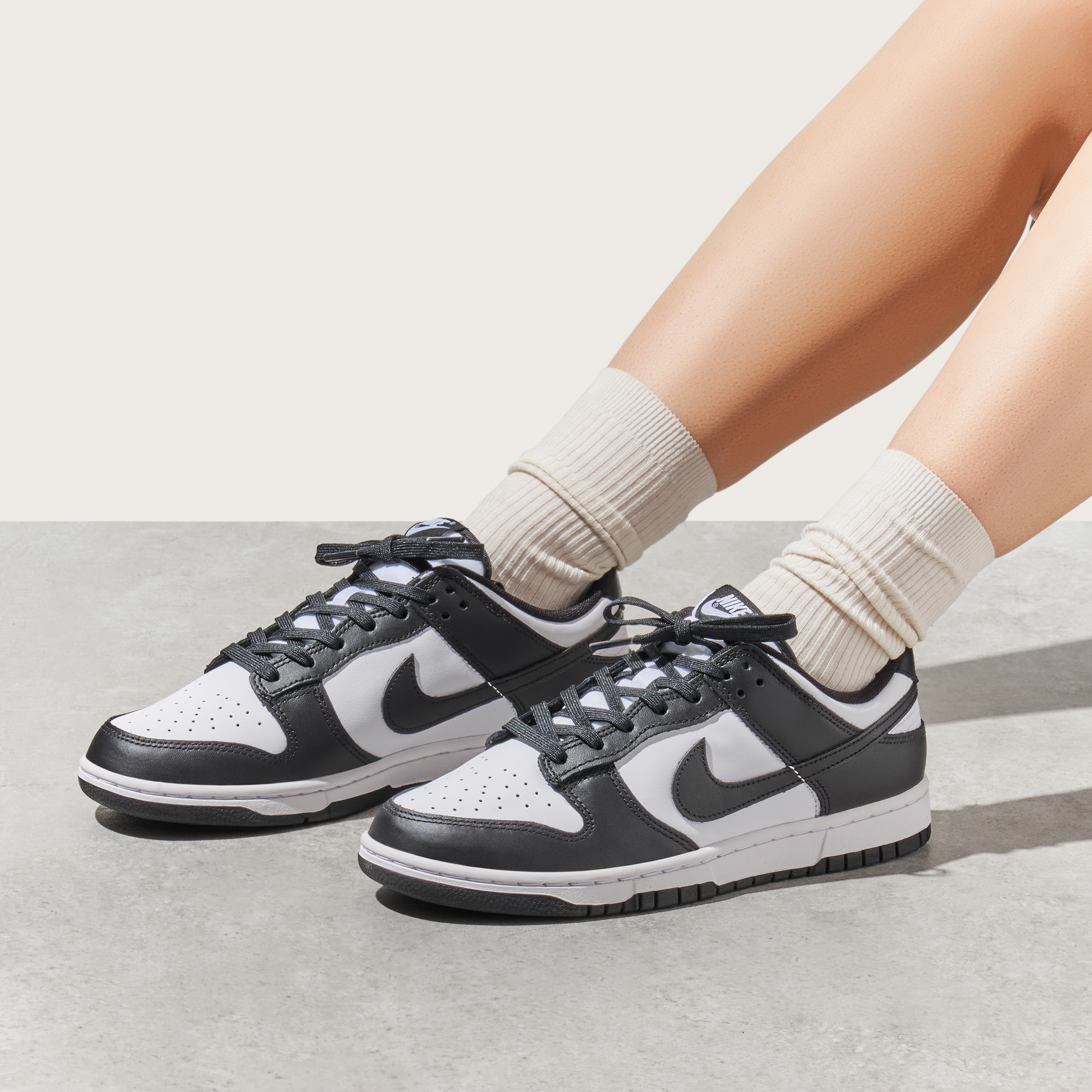 Nike Dunk Low Retro Black White