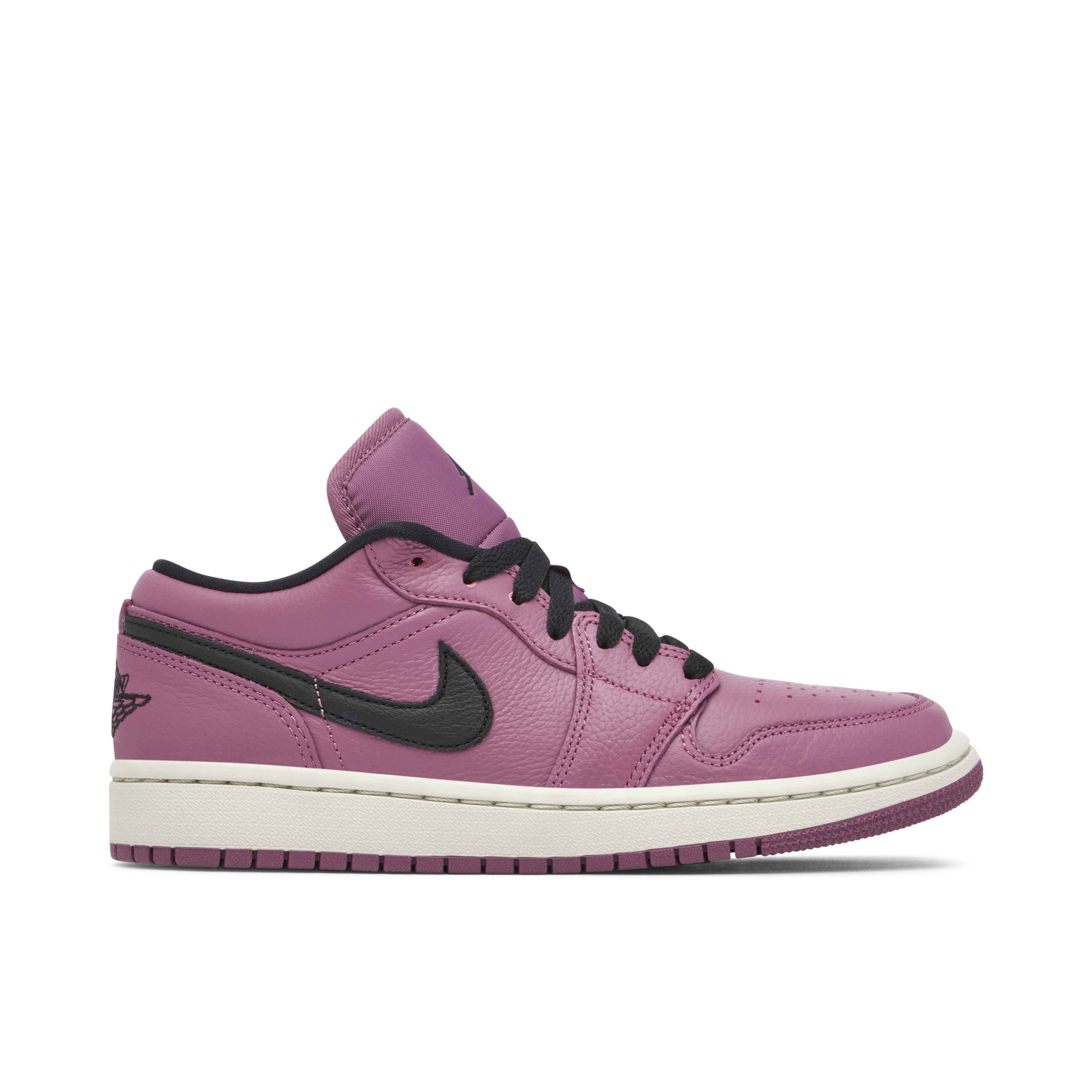 Nike jordans 2024 womens purple