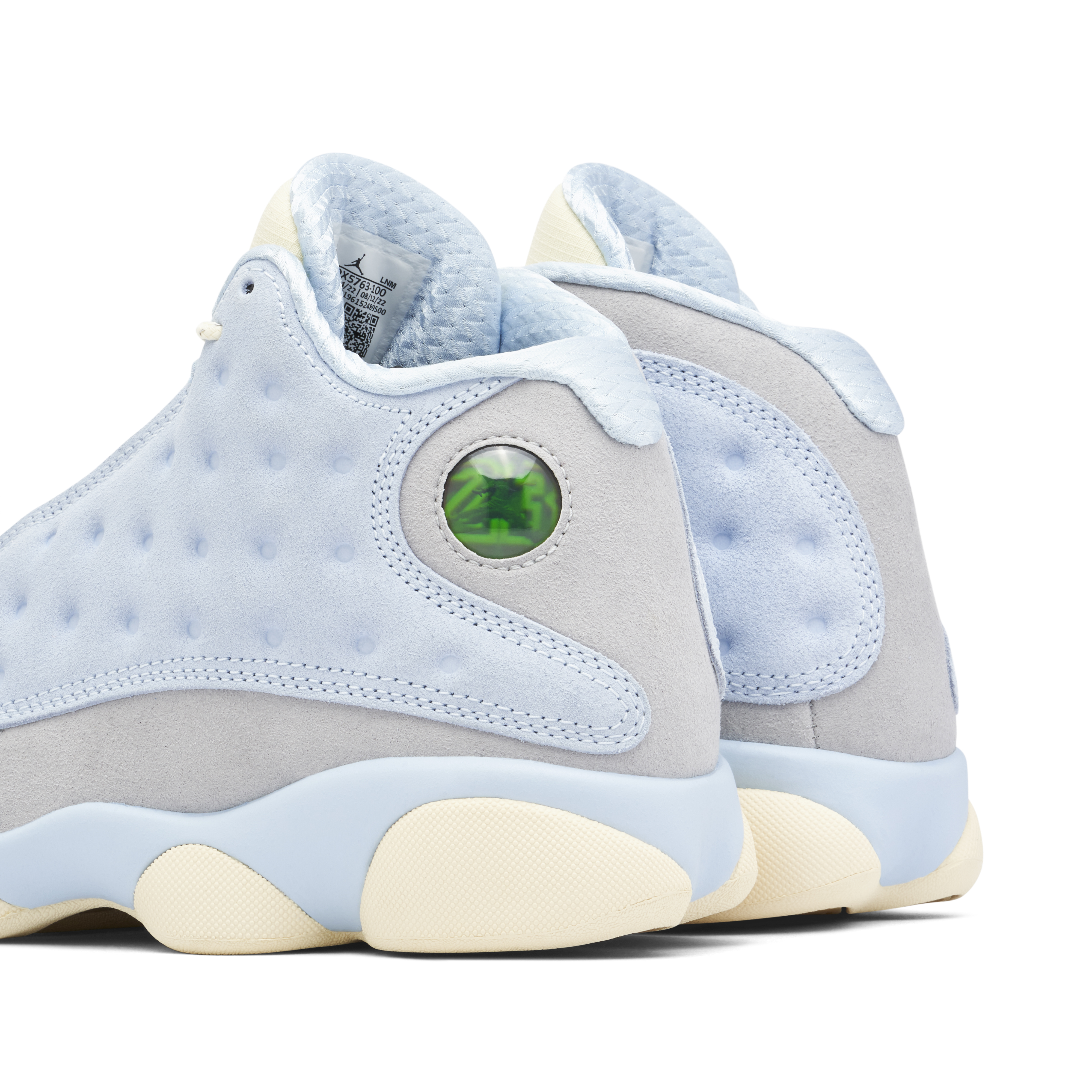 Light blue sale jordan 13