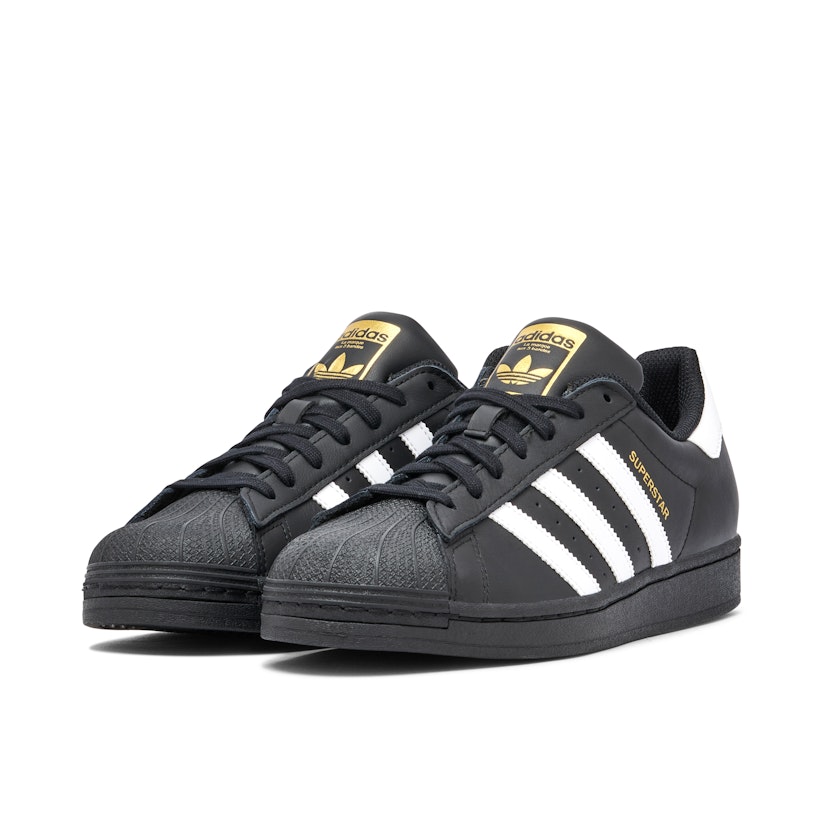 Superstar foundation white core black camo stripe Clearance