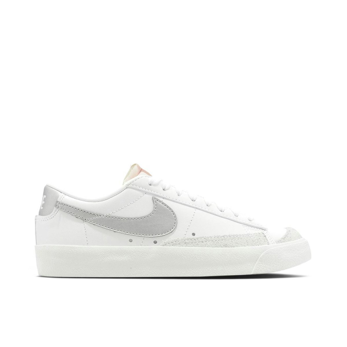 nike blazer low womens silver